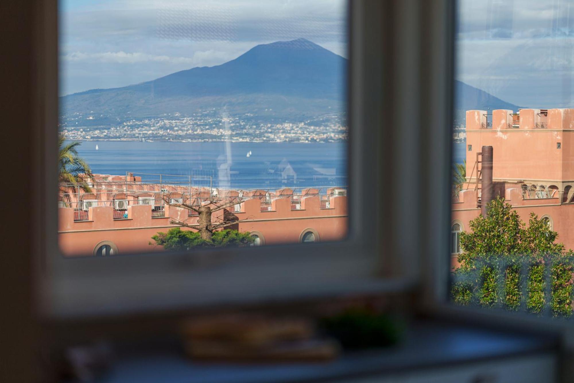 Maison Silvie Vico Equense Buitenkant foto
