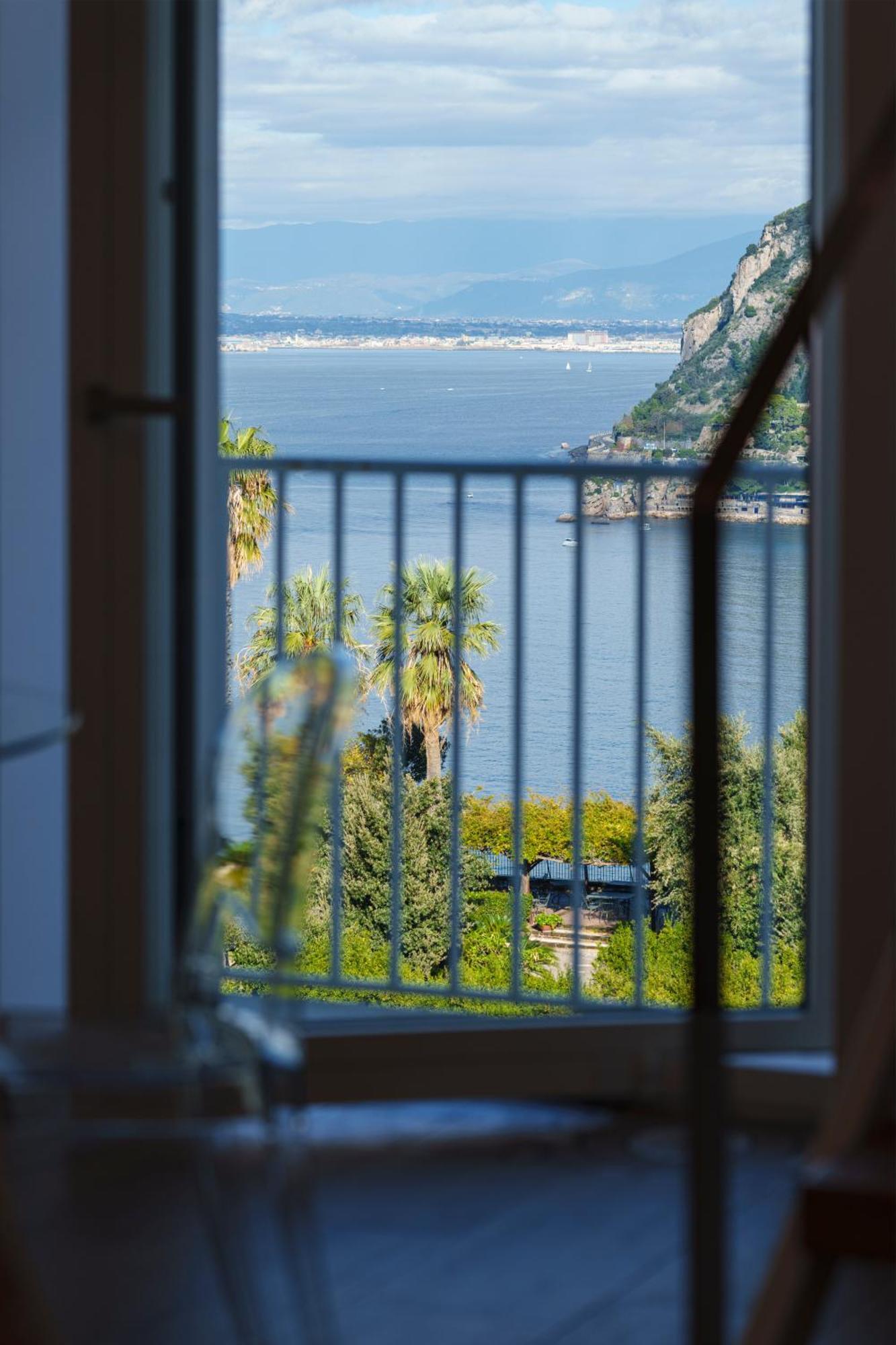 Maison Silvie Vico Equense Buitenkant foto